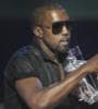 Featured image for VMA chaos, as usual: Kanye upset, Jackson honored