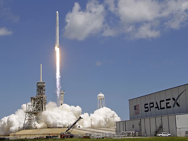 Featured image for SpaceX Launches Satellite into Space, Recovers Rocket Again