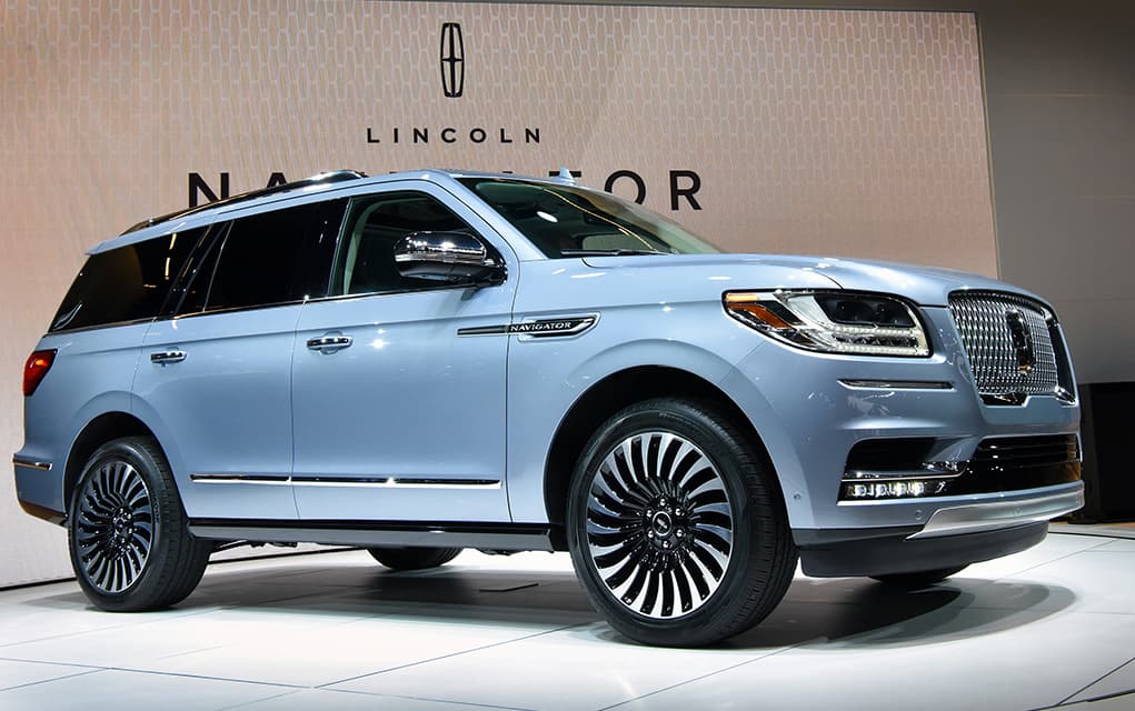 Featured image for Praise and Demand Outweighs Supply of the New 2018 Lincoln Navigator