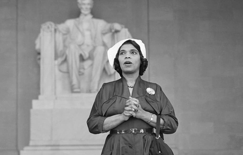 Featured image for Marian Anderson: Her Operatic Prowess Prevailed Through Discrimination