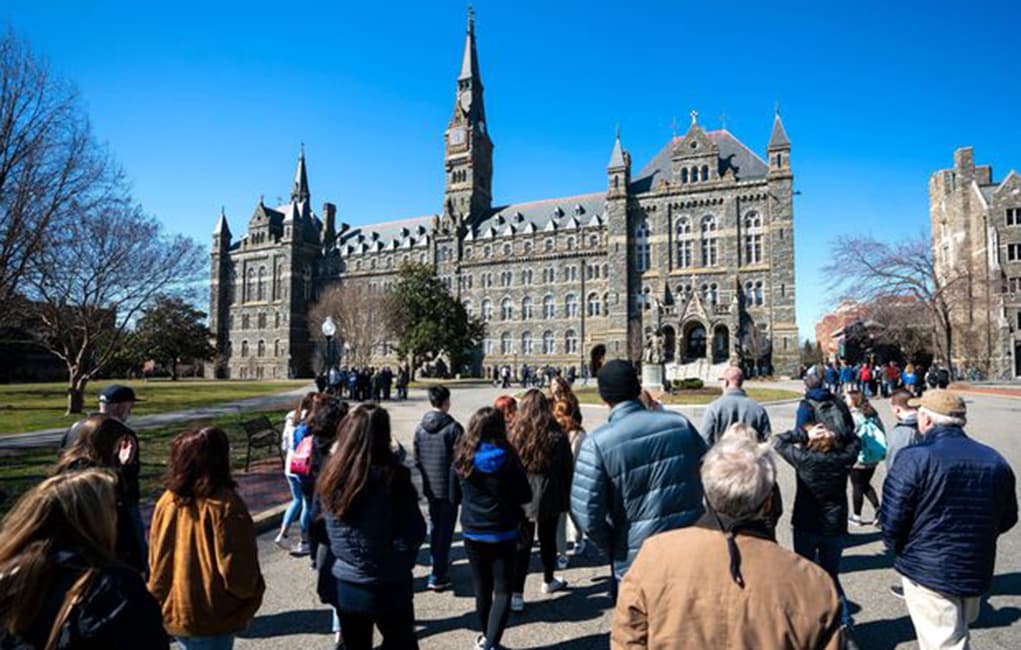 Featured image for Recruiting College Students to Become More Competitive
