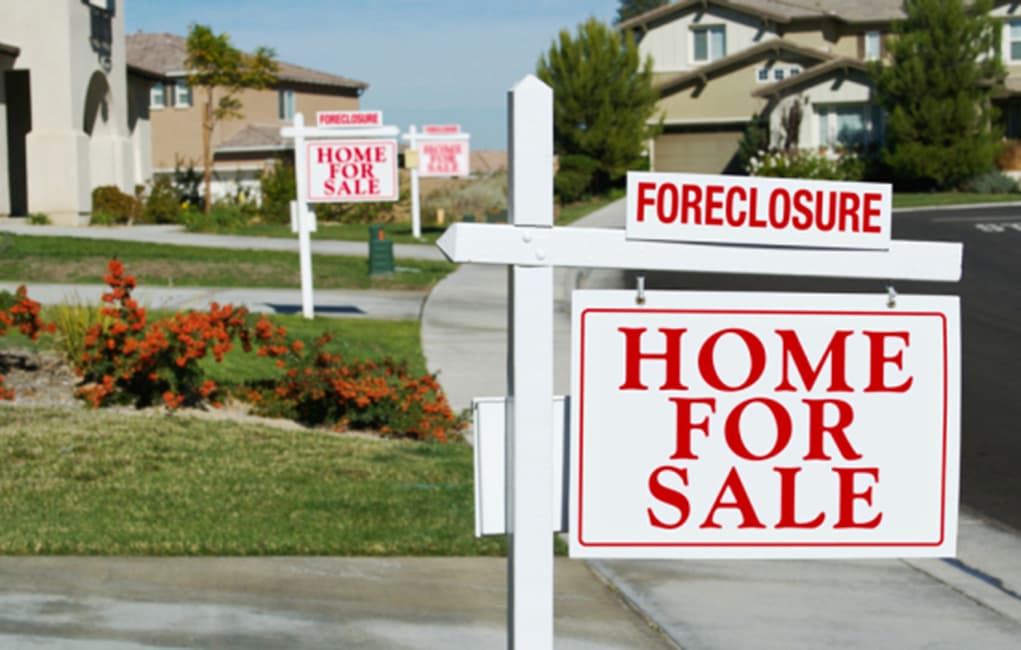 Featured image for U.S. Home Foreclosures Are Near a 20-Year Low