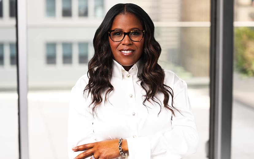 Image for Black Female Fortune 500 CEO Addresses Professional Women Nationwide