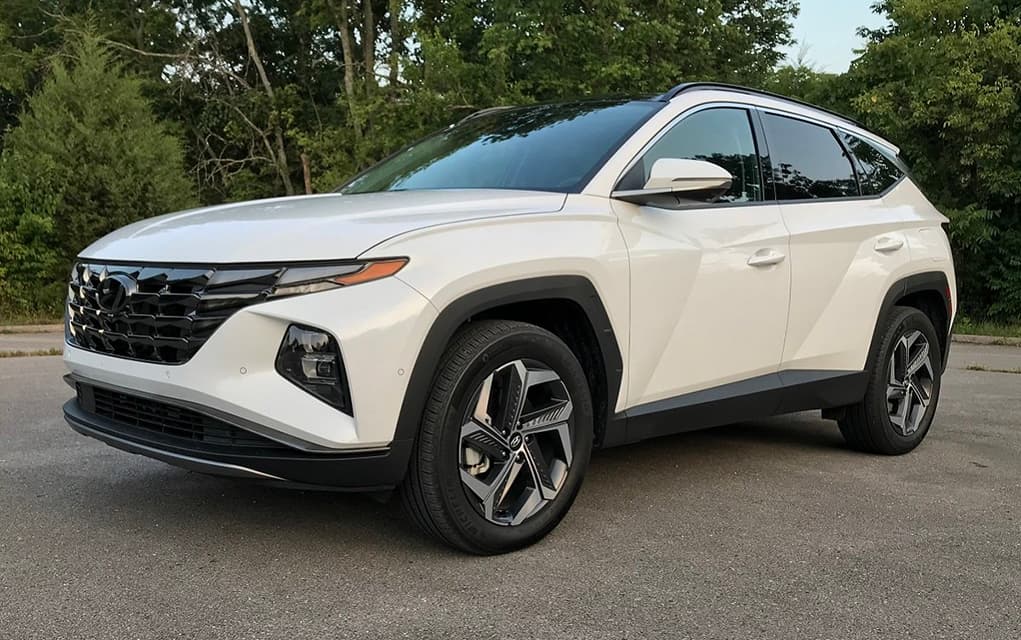 Featured image for 2022 Hyundai Santa Fe Hybrid vs. Tucson Hybrid SUVs