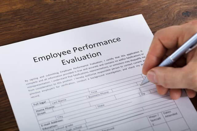 How to Evaluate An Employee Performance
