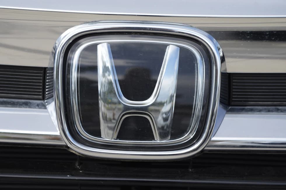 Featured image for American Honda Recalls 295,000 Vehicles Over Software Malfunction