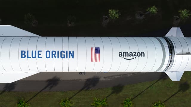 Blue Origin Vs SpaceX: New Glenn's Historic Launch
