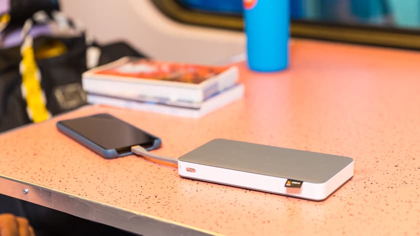 Featured image for Airlines Ban Power Bank Use on Flights – What You Need to Know