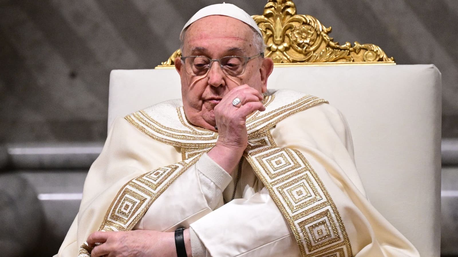 Featured image for Pope Francis Health Improves Slightly Amid Pneumonia Battle