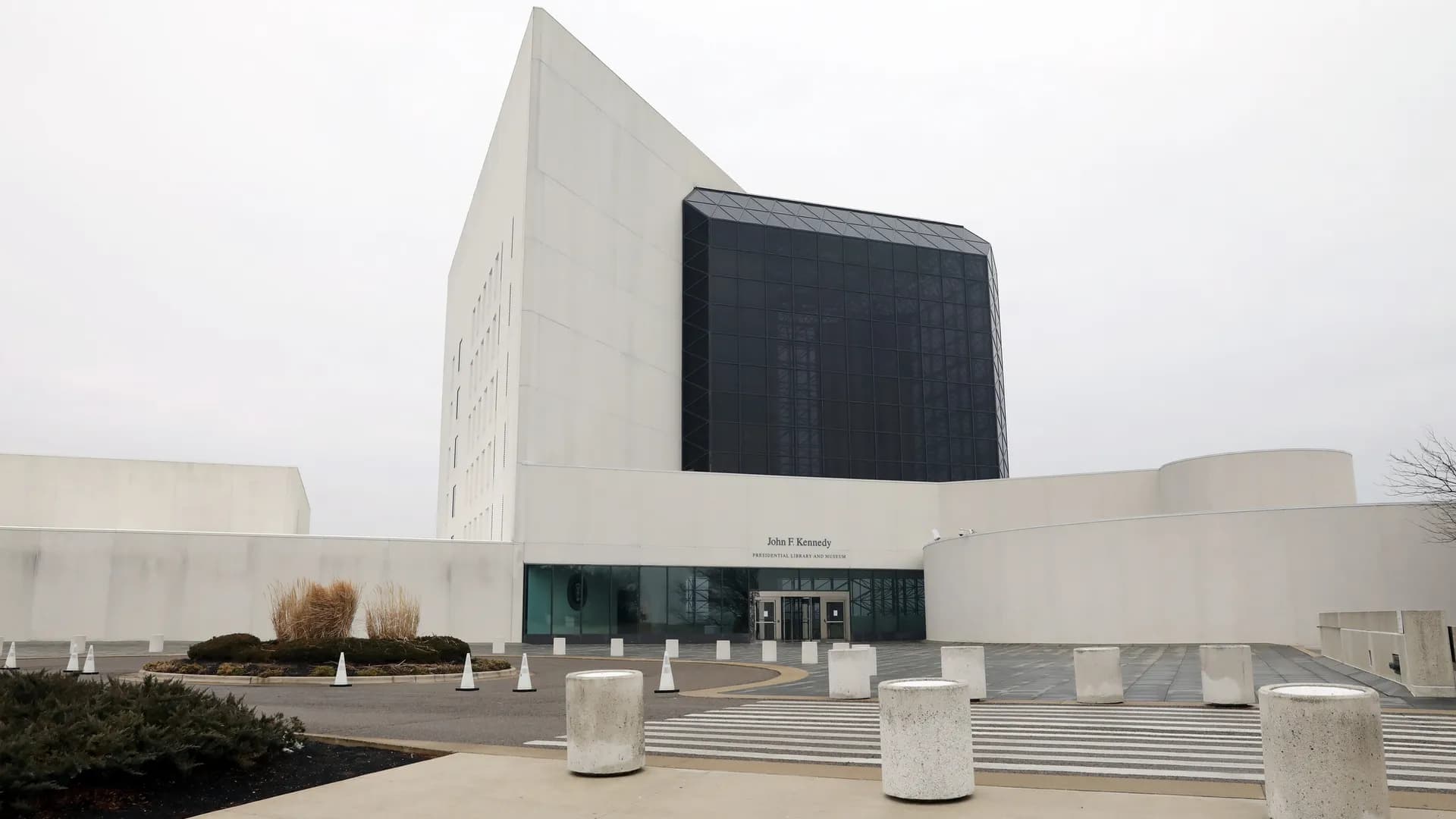 Featured image for Why the JFK Library Shut Down in Boston: Layoffs &#038; Federal Budget Cuts