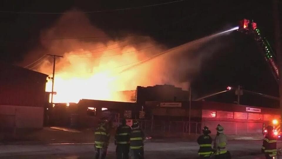 Featured image for Massive Fire Destroys Magnesium Plant in Blue Islands