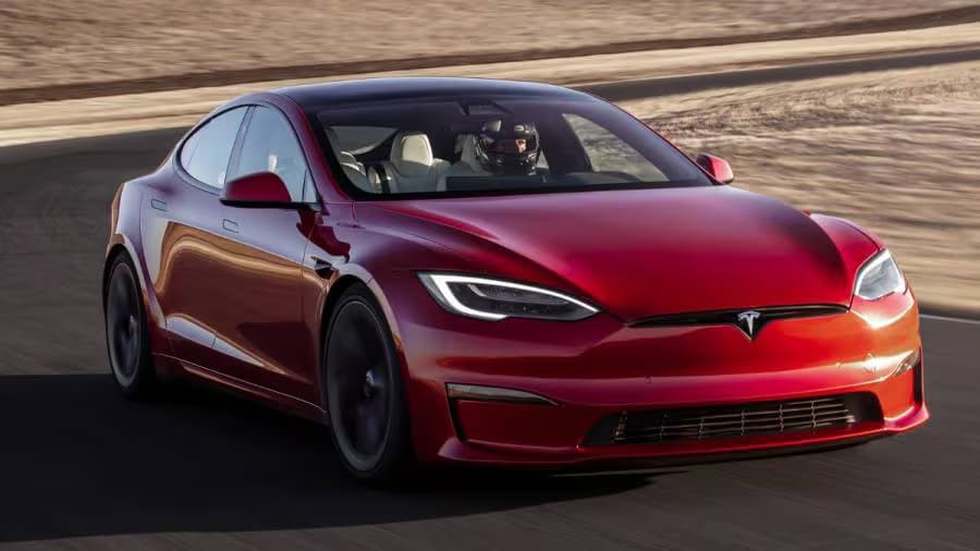 Featured image for Tesla Model S Plaid: Prices, Specs, Range And Interior Features