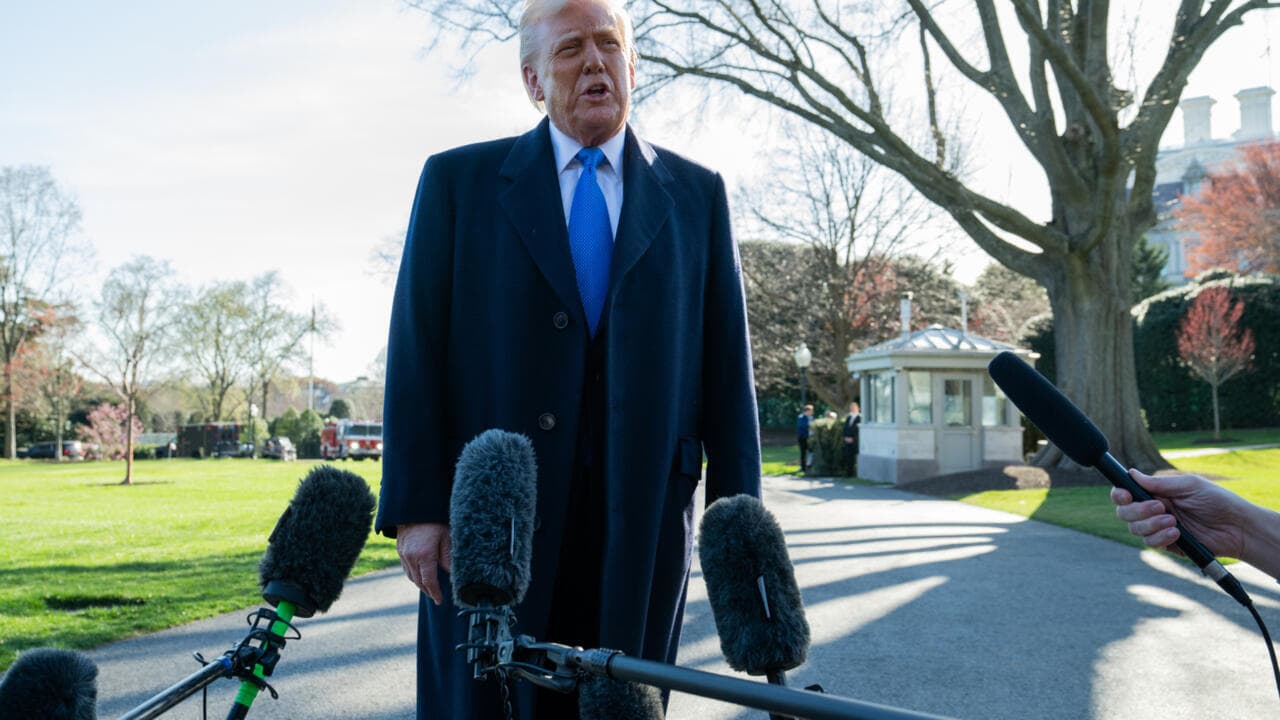 Featured image for Trump Targets &#8216;Improper Ideology&#8217; In Zoo: Signs New Executive Order