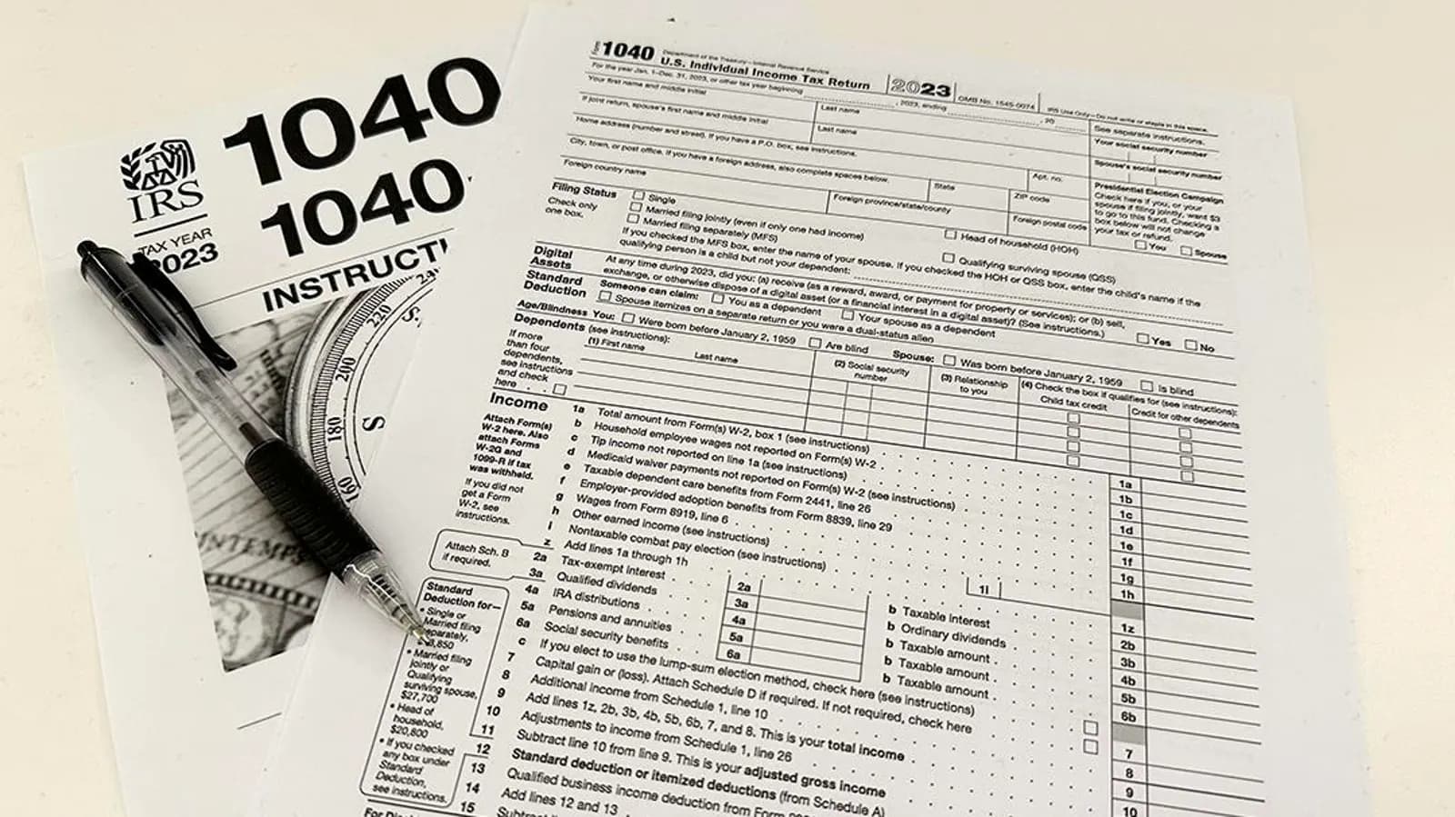 Featured image for Can I Get An Extension If I Can’t File Taxes By April 15? Find Out The Easiest Way
