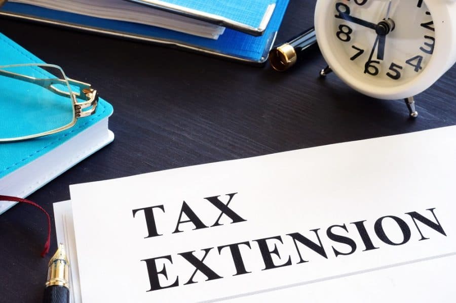 Featured image for How To File A Tax Extension? Tax Return Deadline by April 15