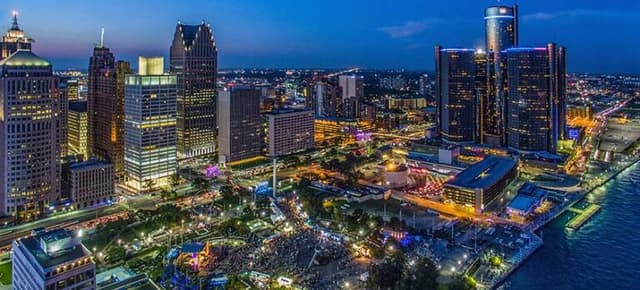 Top 10 U.S. Cities for Business Travel in 2025