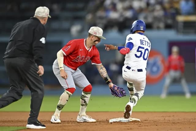 Diamondbacks Vs Dodgers