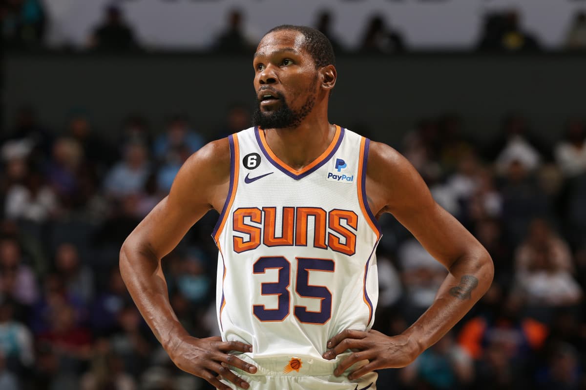 Featured image for Will Kevin Durant Leave the Suns? Latest Trade Talks &#038; Top Suitors 2025