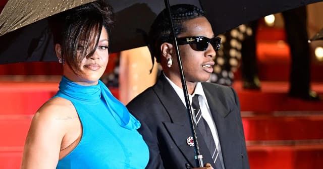 Rihanna Reportedly Skipping Prenup for Love
