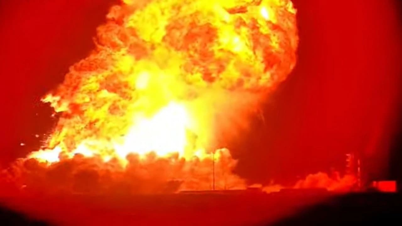 Featured image for SpaceX Starship Ship 36 Explodes During Test at Starbase | June 18, 2025