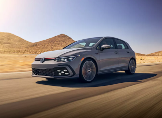 Experiencing the 2023 Volkswagen Golf GTI 2.0T Autobahn