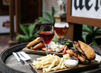 What Wine Sommeliers Suggest for Backyard Barbecues