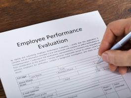 How to Evaluate An Employee Performance: Tips for Managers How to Evaluate An Employee Performance