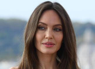 Angelina Jolie Oscars Snub: Did Brad Pitt & Aniston Play a Role? Angelina Jolie