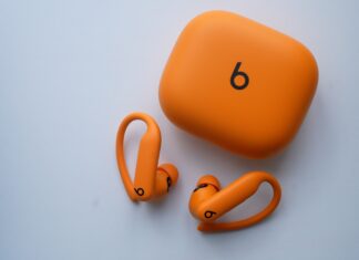 Powerbeats Pro 2 Review: Next-Gen Sound, Fitness & Battery Life Powerbeats Pro 2