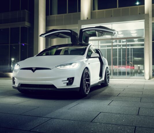 Tesla Model X Price Hike: Free Supercharging Returns Tesla Model X