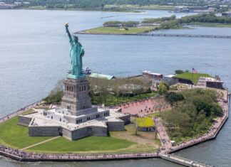 Best Place to Visit New York in April – Top Experiences & Landmarks