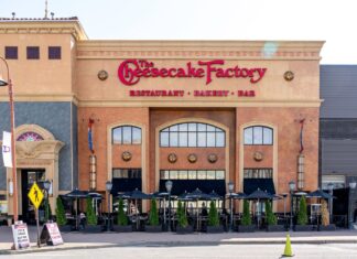 Cheesecake Factory to Close Downtown Seattle Location After 23 Years Cheesecake Factory