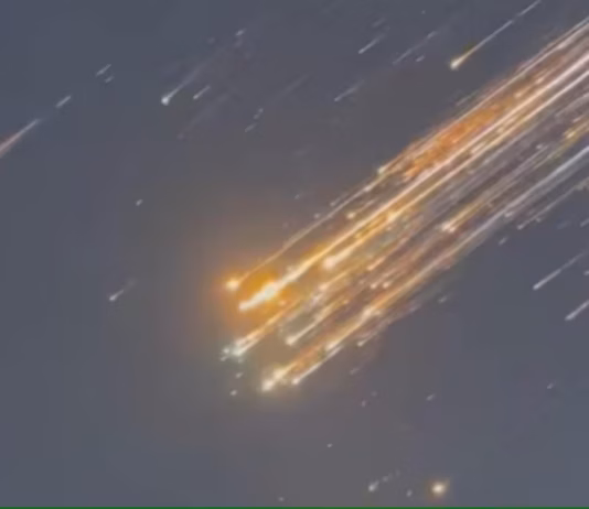 Elon Musk’s SpaceX Starship Flight 9 Exploded 3 Times in a Row SpaceX Starship Explodes in Space