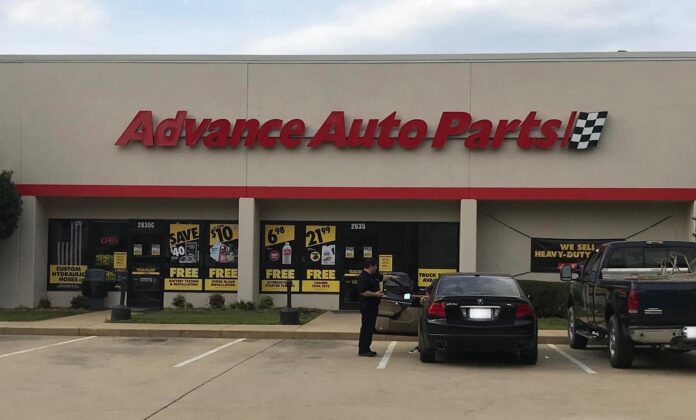 Auto Parts Chain Closing