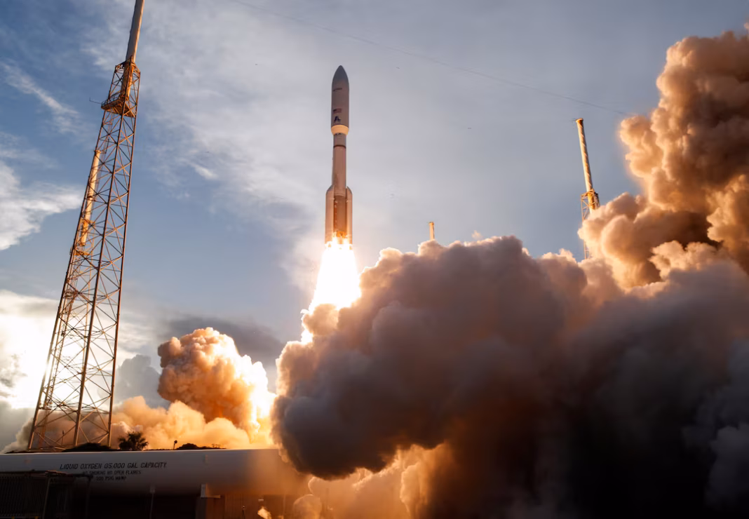 ULA Atlas V Launches 27 Amazon Satellites for Project Kuiper