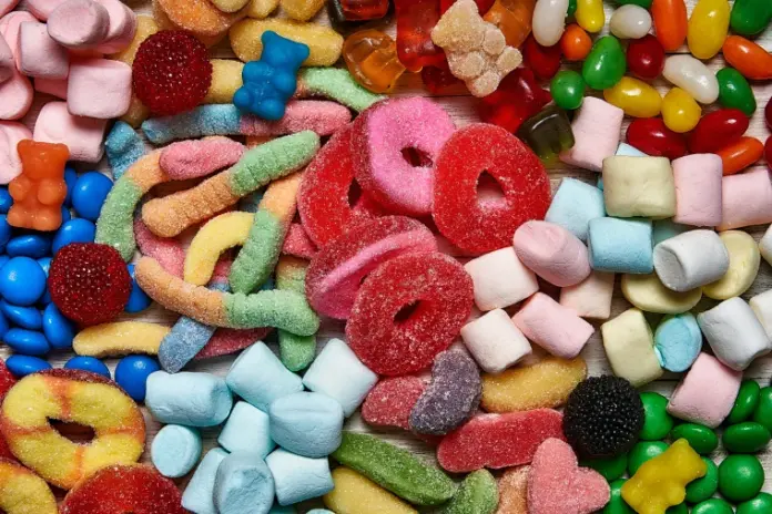 US Bans 8 Artificial Food Dyes