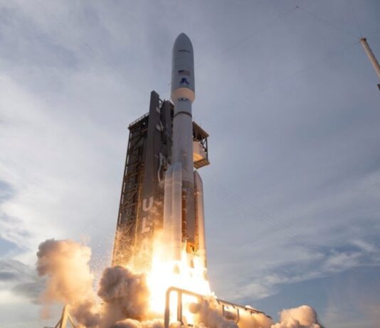 Amazon Launches First Kuiper Satellites to Challenge Starlink Amazon Launches First Kuiper Satellites to Challenge Starlink