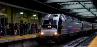 NJ Transit Train Engineers go on Strike, Stranding Potentially 350,000 Commuters NJ Transit
