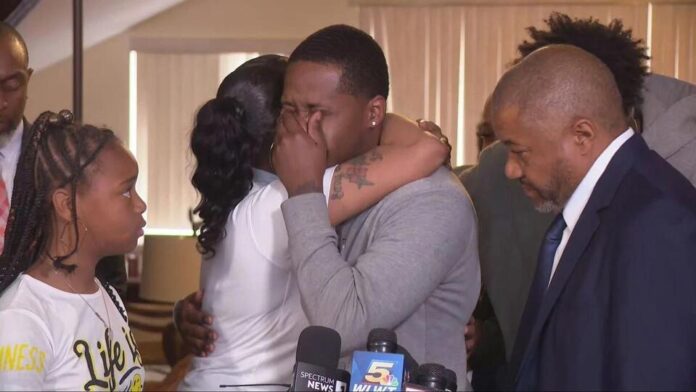 Police Shooting Of Ryan Hinton And Subsequent Killing Of Deputy By His Father