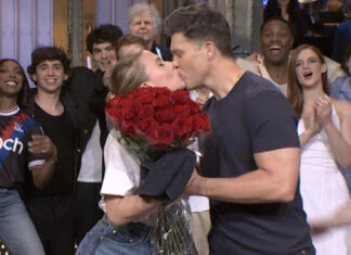 Scarlett Johansson & Colin Jost Steal the Show in SNL Season 50 Finale Scarlett Johansson & Colin Jost