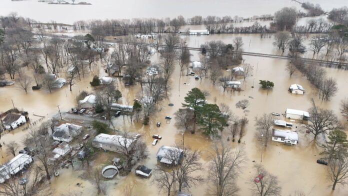 Severe Weather and Flash Flooding Across Southern US