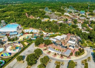 Six Flags America Closing: Final Day Set for Nov 2, 2025 Six Flags America