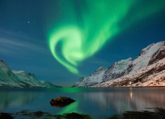 Northern Lights Alert: Aurora Borealis May Be Visible in These U.S. States Today Aurora Borealis