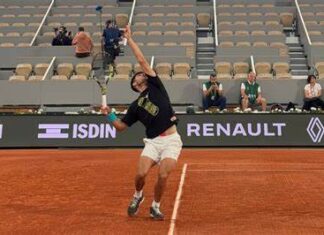 Carlos Alcaraz Reaches French Open 2025 Final as Musetti Retires Injured Carlos Alcaraz