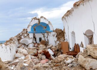 5.8 Magnitude Earthquake Strikes Greece and Turkey at 2AM: 1 Dead And 69 Reported Injured Earthquake Strikes Greece