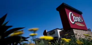 Raising Cane’s to Open 100 New Stores in 2025 Amid Rapid US Expansion Raising Cane’s to Open 100 New Stores in 2025