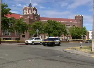 Teen Shot Outside Lincoln High School Tacoma Amid School Hours Teen Shot Outside Lincoln High School Tacoma