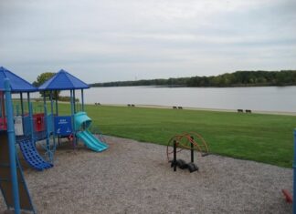 Bluebell Beach Closed Due to E. Coli Contamination – Health Alert Issued Bluebell Beach