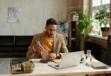 7 Success Habits of Wealthy Individuals