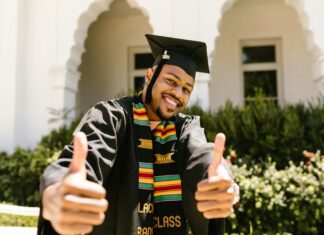 8 Strategies to Graduate From College Debt-Free